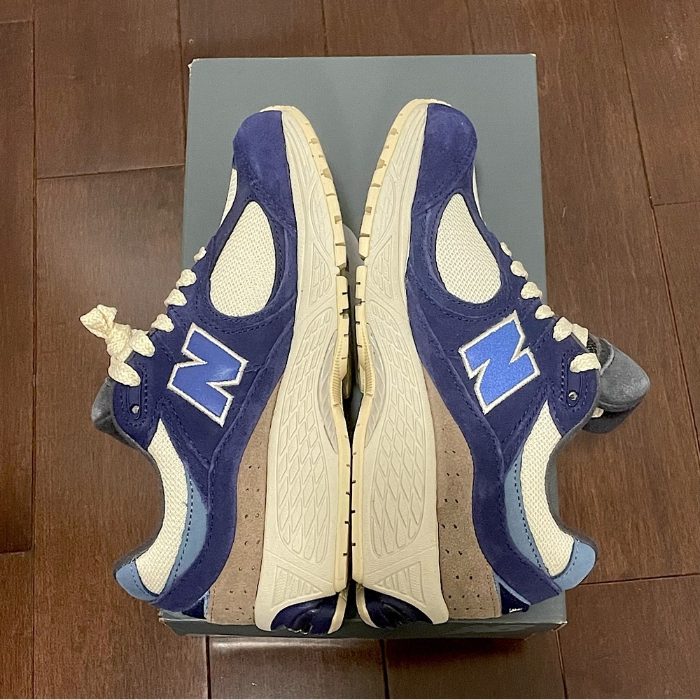 NEW BALANCE 2002 NIGHT TIDE - Picture 3 of 8